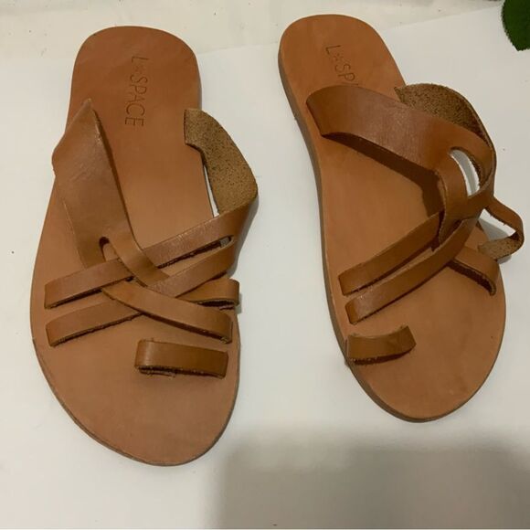 L*SPACE by Cocobelle Shore Break Tan Leather Strappy Sandals Slides 40 - Picture 7 of 7